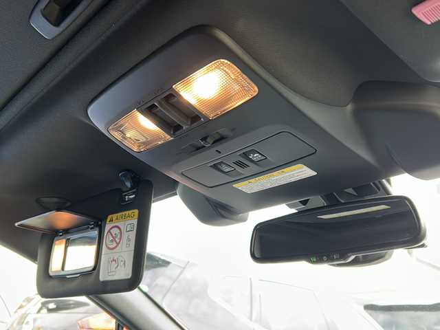 スバル ＷＲＸ Ｓ４ STIスポーツアイサイト 岩手県 2020(令2)年 4.8万km クリスタルホワイトP ４WD/サンルーフ /純正ナビ(型式GCV897D)/フルセグTV/バックカメラ /サイドカメラ/ETC /革巻きステアリング/ナビステアリングスイッチ/ハーフレザーシート /レーダークルコン /前席シートヒーター /前席パワーシート /パドルシフト /オートライト/フロントワイパーデアイサー /衝突軽減装置/横滑り防止装置 /プッシュスタート/AVH/スマートキー×2/USB×2/12V/120Wソケット×2/アイサイト/フロアマット/保証書