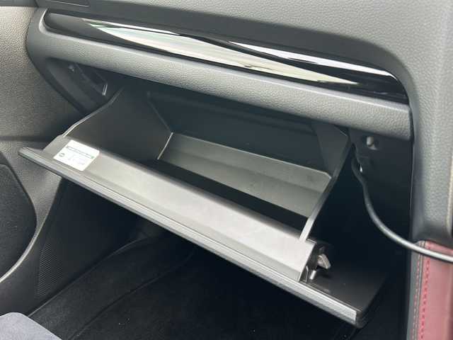 スバル ＷＲＸ Ｓ４ STIスポーツアイサイト 岩手県 2020(令2)年 4.8万km クリスタルホワイトP ４WD/サンルーフ /純正ナビ(型式GCV897D)/フルセグTV/バックカメラ /サイドカメラ/ETC /革巻きステアリング/ナビステアリングスイッチ/ハーフレザーシート /レーダークルコン /前席シートヒーター /前席パワーシート /パドルシフト /オートライト/フロントワイパーデアイサー /衝突軽減装置/横滑り防止装置 /プッシュスタート/AVH/スマートキー×2/USB×2/12V/120Wソケット×2/アイサイト/フロアマット/保証書