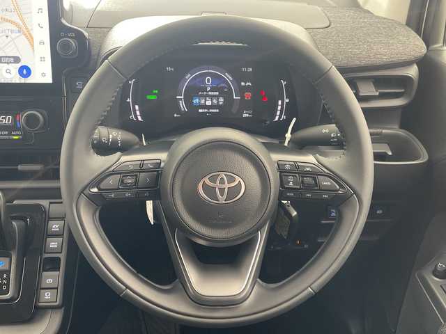 トヨタ シエンタ ハイブリッド Z 兵庫県 2025(令7)年 0.1千km プラチナホワイトパールマイカ ・登録済未使用車/・10.5インチ純正ナビ/・AM・FM・USB・BT・MiraCast/・フルセグTV/・Apple Car Play・AndroidAuto/・バックカメラ/・パノラミックビューモニター/・ビルトインETC2.0/・USB充電ポート/・電子パーキングブレーキ/・オートブレーキホールド/・ドライブモード（パワー・エコ）/・両側パワースライドドア/・革巻きステアリング/・ステアリングスイッチ/・オートライト/・電動格納ミラー/・ウォークスルー/・トヨタセーフティセンス/・レーントレーシングアシスト/・レーンディパーチャーアラート/・プリクラッシュセーフティ/・レーダークルーズコントロール/・ロードサインアシスト/・ドライバー異常時対応システム/・プロアクティブドライビングアシスト/・クリアランスソナー/・リアクロストラフィックアラート/・パーキングサポートブレーキ/・休憩提案/・発進遅れ告知/・ブラインドスポットモニター/・アダプティブハイビームシステム