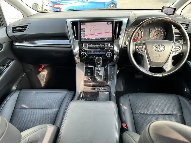 トヨタ アルファード S Cパッケージ 広島県 2019(令1)年 4.2万km ブラック アルパインナビ/（フルセグTV/Bluetooth/HDMI/USB/CD/DVD）/フィリップダウンモニター/サンルーフ/モデリスタエアロ/全席パワーシート/シートヒーター（D/N席）/エアシート（D/N席）/クルーズコントロール（追従有）/プッシュスタート/両側パワースライドドア/電動リアゲート/後席サンシェード/LEDヘッドライト/ビルドインETC/衝突軽減ブレーキ
