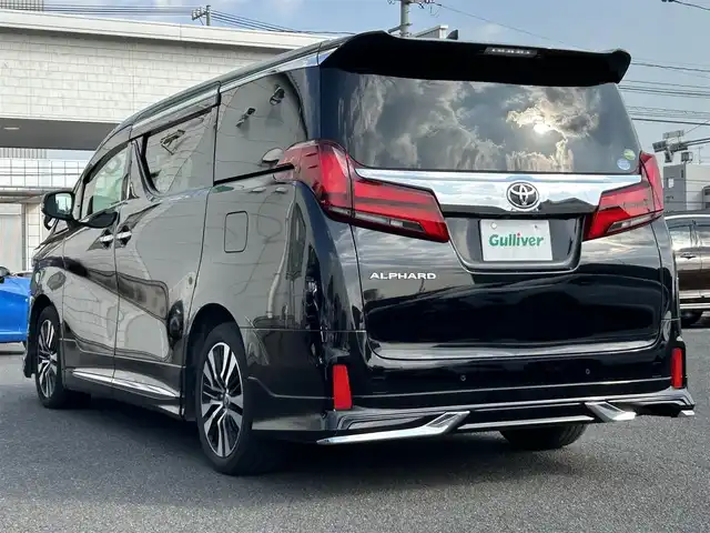 トヨタ アルファード S Cパッケージ 広島県 2019(令1)年 4.2万km ブラック アルパインナビ/（フルセグTV/Bluetooth/HDMI/USB/CD/DVD）/フィリップダウンモニター/サンルーフ/モデリスタエアロ/全席パワーシート/シートヒーター（D/N席）/エアシート（D/N席）/クルーズコントロール（追従有）/プッシュスタート/両側パワースライドドア/電動リアゲート/後席サンシェード/LEDヘッドライト/ビルドインETC/衝突軽減ブレーキ