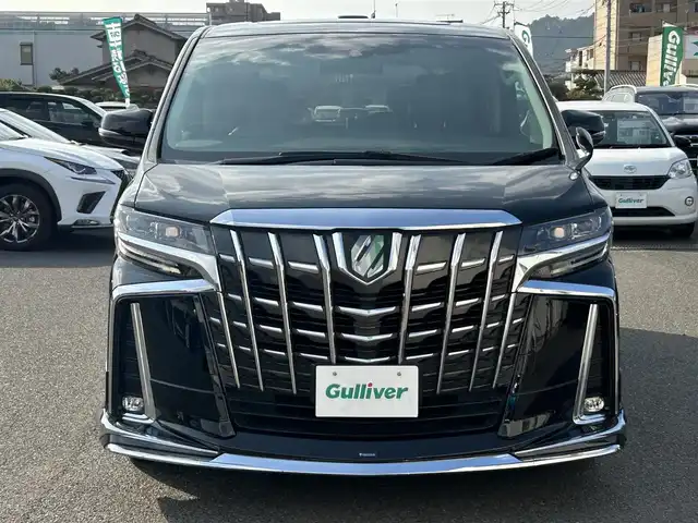 トヨタ アルファード S Cパッケージ 広島県 2019(令1)年 4.2万km ブラック アルパインナビ/（フルセグTV/Bluetooth/HDMI/USB/CD/DVD）/フィリップダウンモニター/サンルーフ/モデリスタエアロ/全席パワーシート/シートヒーター（D/N席）/エアシート（D/N席）/クルーズコントロール（追従有）/プッシュスタート/両側パワースライドドア/電動リアゲート/後席サンシェード/LEDヘッドライト/ビルドインETC/衝突軽減ブレーキ