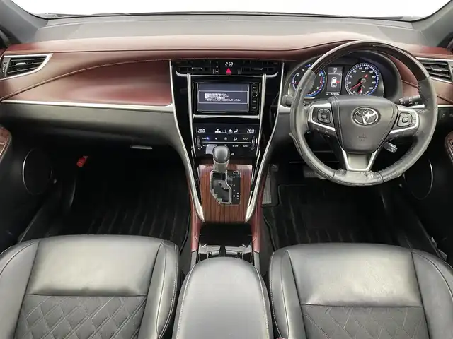 トヨタ ハリアー プレミアム 富山県 2015(平27)年 5.8万km ブラック 純正ナビ【NSZT-W64T】/(AM/FM/CD/DVD/SD/BT)/フルセグTV/バックカメラ/クルーズコントロール/レーンキープアシスト/オートマチックハイビーム/LEDヘッドライト/横滑り防止装置/電動リアゲート/ハーフレザーシート/ドライブレコーダー前後/スマートキー×２/プッシュスタート/純正フロアマット/純正１８インチAW/取扱説明書