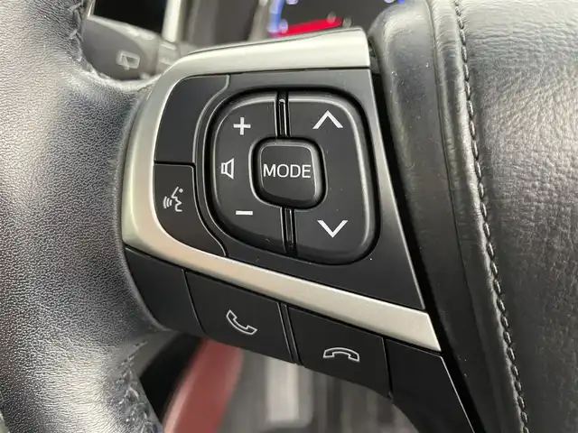 トヨタ ハリアー プレミアム 富山県 2015(平27)年 5.8万km ブラック 純正ナビ【NSZT-W64T】/(AM/FM/CD/DVD/SD/BT)/フルセグTV/バックカメラ/クルーズコントロール/レーンキープアシスト/オートマチックハイビーム/LEDヘッドライト/横滑り防止装置/電動リアゲート/ハーフレザーシート/ドライブレコーダー前後/スマートキー×２/プッシュスタート/純正フロアマット/純正１８インチAW/取扱説明書