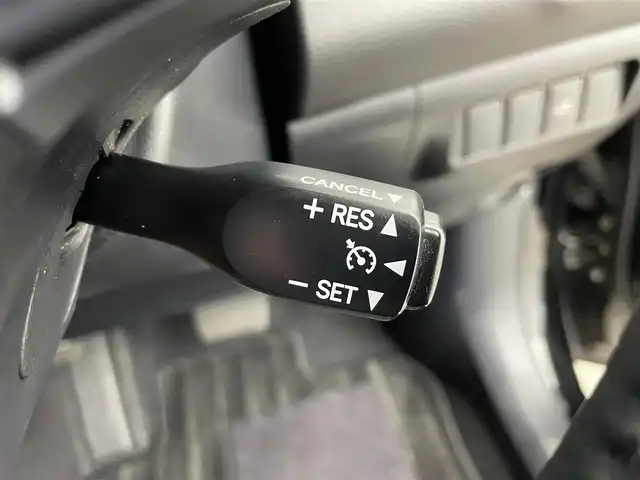 トヨタ ハリアー プレミアム 富山県 2015(平27)年 5.8万km ブラック 純正ナビ【NSZT-W64T】/(AM/FM/CD/DVD/SD/BT)/フルセグTV/バックカメラ/クルーズコントロール/レーンキープアシスト/オートマチックハイビーム/LEDヘッドライト/横滑り防止装置/電動リアゲート/ハーフレザーシート/ドライブレコーダー前後/スマートキー×２/プッシュスタート/純正フロアマット/純正１８インチAW/取扱説明書