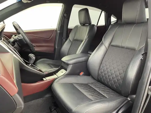 トヨタ ハリアー プレミアム 富山県 2015(平27)年 5.8万km ブラック 純正ナビ【NSZT-W64T】/(AM/FM/CD/DVD/SD/BT)/フルセグTV/バックカメラ/クルーズコントロール/レーンキープアシスト/オートマチックハイビーム/LEDヘッドライト/横滑り防止装置/電動リアゲート/ハーフレザーシート/ドライブレコーダー前後/スマートキー×２/プッシュスタート/純正フロアマット/純正１８インチAW/取扱説明書