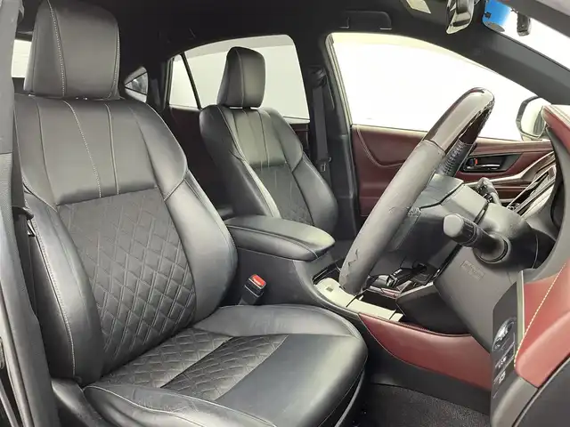 トヨタ ハリアー プレミアム 富山県 2015(平27)年 5.8万km ブラック 純正ナビ【NSZT-W64T】/(AM/FM/CD/DVD/SD/BT)/フルセグTV/バックカメラ/クルーズコントロール/レーンキープアシスト/オートマチックハイビーム/LEDヘッドライト/横滑り防止装置/電動リアゲート/ハーフレザーシート/ドライブレコーダー前後/スマートキー×２/プッシュスタート/純正フロアマット/純正１８インチAW/取扱説明書