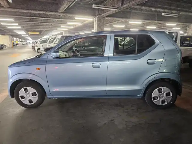 スズキ アルト S 長崎県 2020(令2)年 1.9万km フィズブルーパールメタリック カロッツェリアナビ/ワンセグTV/バックカメラ/ビルトインETC/セーフティサポート/・衝突被害軽減ブレーキ/・後退時ブレーキサポート/・車線逸脱警報/・オートライト/・ハイビームアシスト/・リアパーキングセンサー/運転席シートヒーター/リモコンキー/禁煙車