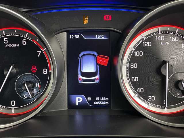 スズキ スイフト RSt 栃木県 2017(平29)年 6.1万km プレミアムシルバーメタリック 社外SDナビ/（AM/FM/CD/DVD/Bluetooth/フルセグ）/バックカメラ/アダプティブクルーズコントロール/ステアリングリモコン/パドルシフト/オートライト/ETC/シートヒーター/純正フロアマット/革巻きステアリング/スマートキー/純正ドアバイザー/LEDヘッドライト