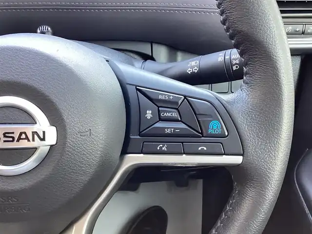 日産 セレナ e－パワー ハイウェイスター V 三重県 2021(令3)年 4.2万km ブリリアントホワイトパール プロパイロット/レーダークルーズコントロール/純正9インチナビ/フルセグ/Bluetooth/DVD再生/アラウンドビューモニター/両側パワースライドドア/左側ハンズフリースライドドア/LEDヘッドライト/LEDフォグライト/インテリジェントルームミラー/インテリジェントキー/プッシュスタート/電子パーキングブレーキ/ビルトインETC/シートバックテーブル/純正15インチアルミ