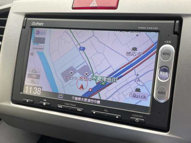 ホンダ フリード ハイブリット 千葉県 2014(平26)年 2.3万km モダンスティールM クルーズコントロール/純正メモリナビ　/バックカメラ　/ＥＴＣ　/スマートキー　/両側パワースライドドア　/電動格納ミラー　/社外サイドバイザー　　/ＬＥＤヘッドライト　/Ｗエアバッグ　/社外スタッドレスタイヤ有