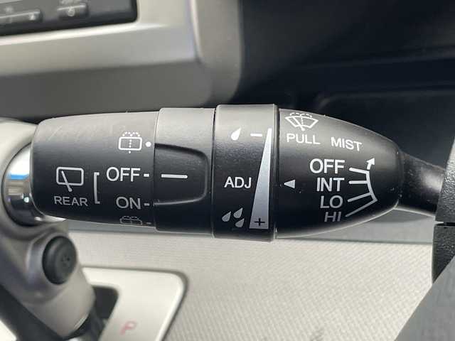 ホンダ フリード ハイブリット 千葉県 2014(平26)年 2.3万km モダンスティールM クルーズコントロール/純正メモリナビ　/バックカメラ　/ＥＴＣ　/スマートキー　/両側パワースライドドア　/電動格納ミラー　/社外サイドバイザー　　/ＬＥＤヘッドライト　/Ｗエアバッグ　/社外スタッドレスタイヤ有