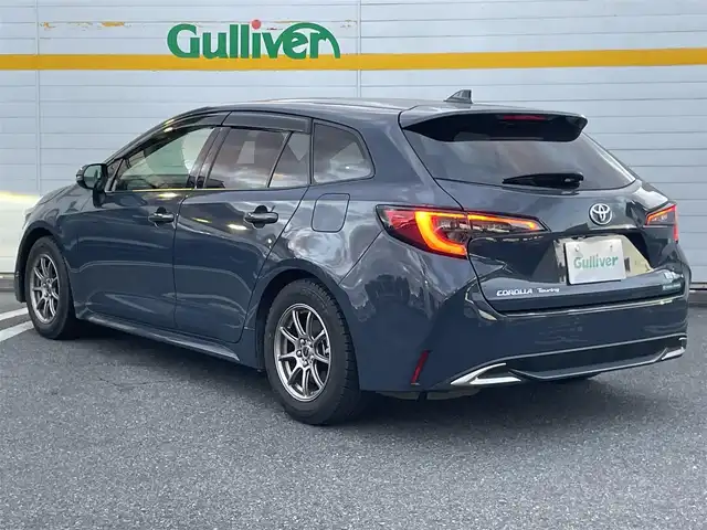 トヨタ カローラツーリング ハイブリッド ダブルバイビー 埼玉県 2023(令5)年 3万km マッシブグレー ・ワンオーナー/・純正ナビ/・アダプティブクルーズコントロール/・シートヒーター/・ハンドルヒーター/・バックカメラ/・コーナーセンサー/・置くだけ充電/・オートマチックハイビーム/・ドライブレコーダー