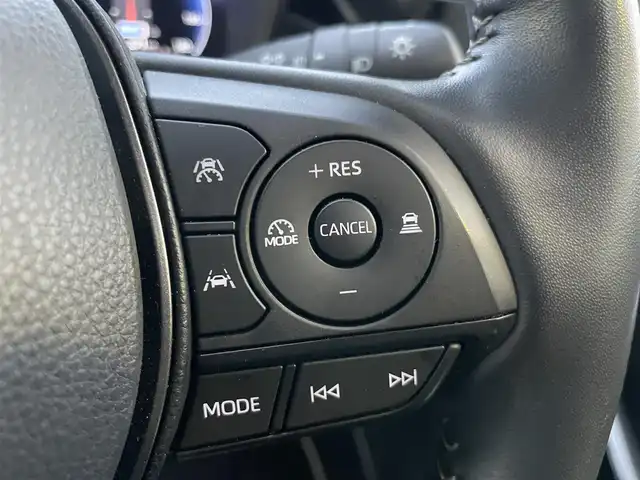 トヨタ カローラツーリング ハイブリッド ダブルバイビー 埼玉県 2023(令5)年 3万km マッシブグレー ・ワンオーナー/・純正ナビ/・アダプティブクルーズコントロール/・シートヒーター/・ハンドルヒーター/・バックカメラ/・コーナーセンサー/・置くだけ充電/・オートマチックハイビーム/・ドライブレコーダー