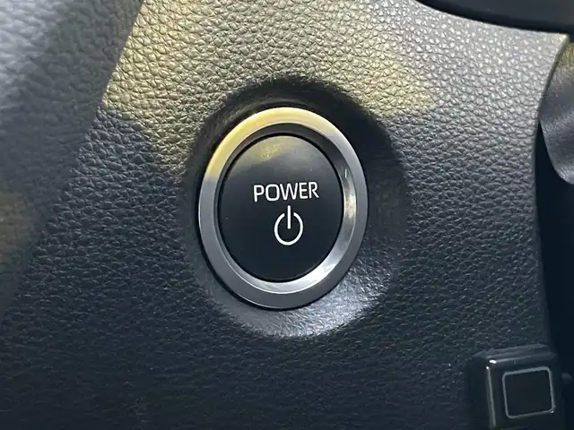 トヨタ カローラツーリング ハイブリッド ダブルバイビー 埼玉県 2023(令5)年 3万km マッシブグレー ・ワンオーナー/・純正ナビ/・アダプティブクルーズコントロール/・シートヒーター/・ハンドルヒーター/・バックカメラ/・コーナーセンサー/・置くだけ充電/・オートマチックハイビーム/・ドライブレコーダー