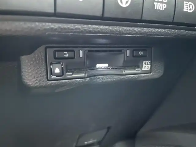 トヨタ カローラツーリング ハイブリッド ダブルバイビー 埼玉県 2023(令5)年 3万km マッシブグレー ・ワンオーナー/・純正ナビ/・アダプティブクルーズコントロール/・シートヒーター/・ハンドルヒーター/・バックカメラ/・コーナーセンサー/・置くだけ充電/・オートマチックハイビーム/・ドライブレコーダー