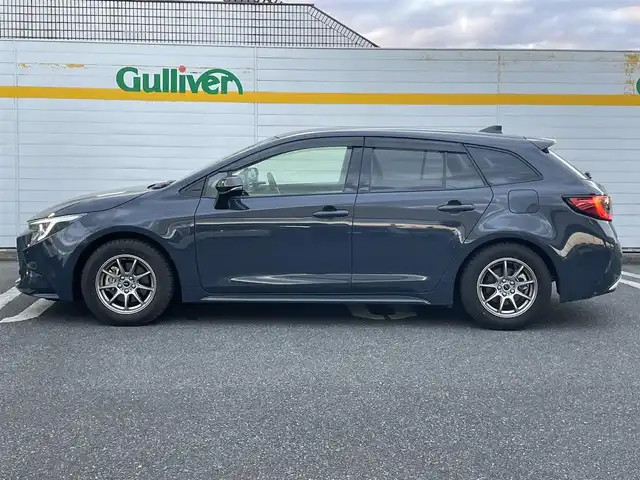 トヨタ カローラツーリング ハイブリッド ダブルバイビー 埼玉県 2023(令5)年 3万km マッシブグレー ・ワンオーナー/・純正ナビ/・アダプティブクルーズコントロール/・シートヒーター/・ハンドルヒーター/・バックカメラ/・コーナーセンサー/・置くだけ充電/・オートマチックハイビーム/・ドライブレコーダー