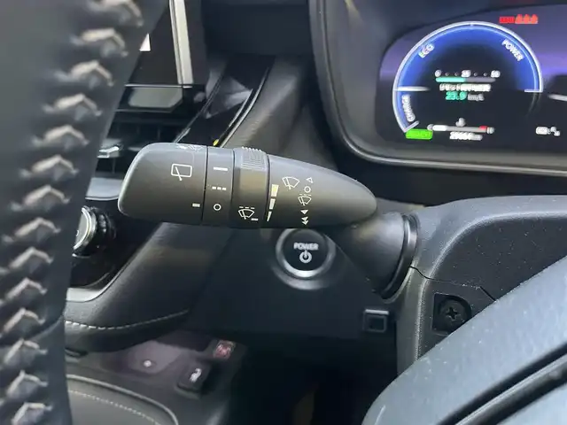 トヨタ カローラツーリング ハイブリッド ダブルバイビー 埼玉県 2023(令5)年 3万km マッシブグレー ・ワンオーナー/・純正ナビ/・アダプティブクルーズコントロール/・シートヒーター/・ハンドルヒーター/・バックカメラ/・コーナーセンサー/・置くだけ充電/・オートマチックハイビーム/・ドライブレコーダー