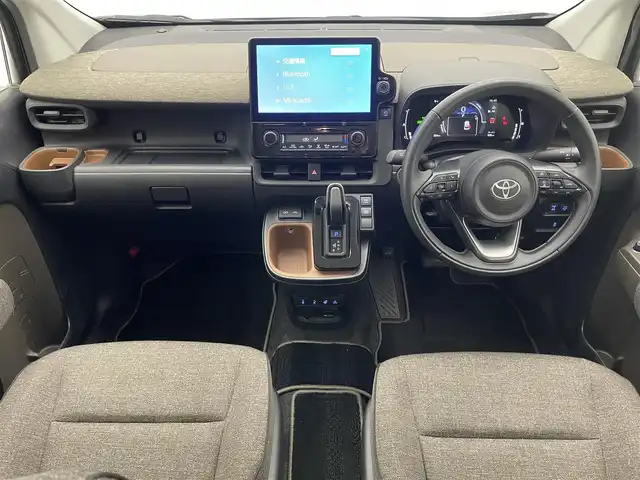 トヨタ シエンタ ハイブリッド Z 愛知県 2023(令5)年 2万km ダークグレー 純正１０．５型ＤＡナビ　全方位カメラ　シートヒーター　前後ドラレコ　ＡＣ１００Ｖ　両側パワスラ　ＢＳＭ　セーフティセンス　衝突軽減　追従クルコン　コーナーセンサー　ＬＥＤライト　ＥＴＣ２．０　禁煙車