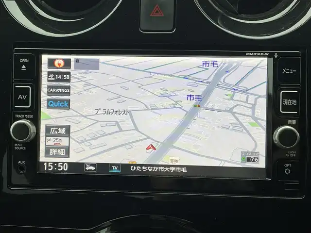 日産 ノート e－パワー メダリスト 茨城県 2017(平29)年 7.8万km ブリリアントホワイトパール 純正ナビ（AM/FM/TV/CD/DVD/Bluetooth）/プッシュスタート/スマートキー/ETC/前方ドライブレコーダー/バックカメラ/社外アルミホイール/純正フロアマット/オートライト/レーンキープアシスト/パワーステアリング/Wエアバック