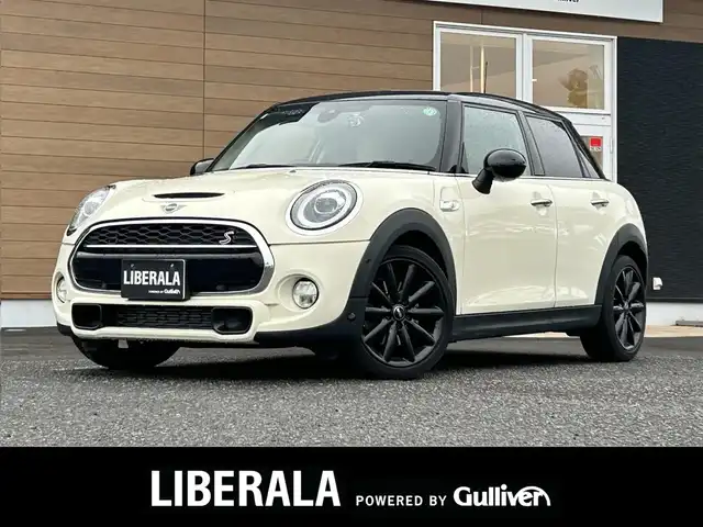 ＭＩＮＩ ミニ クーパー SD 宮崎県 2019(令1)年 4.7万km ペッパー・ホワイト HDDナビ/・Bluetooth /・AM FM/・AUX/・USB/社外フルセグテレビ/バックカメラ/アイドリングストップ/ホワイトシートカバー/アクティブクルーズコントロール/プッシュスタート/ETC/LEDヘッドライト/・オートライト/前後ドライブレコーダー/ユニオンジャックテール/純正17インチブラックアルミホイール