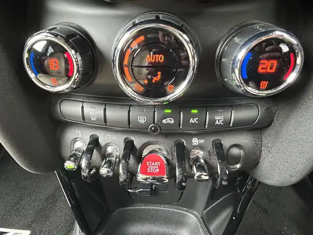ＭＩＮＩ ミニ クーパー SD 宮崎県 2019(令1)年 4.7万km ペッパー・ホワイト HDDナビ/・Bluetooth /・AM FM/・AUX/・USB/社外フルセグテレビ/バックカメラ/アイドリングストップ/ホワイトシートカバー/アクティブクルーズコントロール/プッシュスタート/ETC/LEDヘッドライト/・オートライト/前後ドライブレコーダー/ユニオンジャックテール/純正17インチブラックアルミホイール