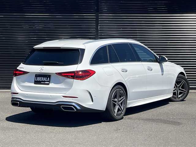 メルセデス・ベンツ Ｍ・ベンツ Ｃ２２０ｄ ステーションワゴン アバンギャルドAMGライン 静岡県 2022(令4)年 3.1万km 白 カラーコード：885[オパリスホイト】/ベーシックパッケージ/・ヘッドアップディスプレイ/・MBUX ARナビゲーション/(Bluetooth/USB/フルセグ)/パノラミックスライディングルーフ/ハーフレザーシート/電動リアゲート/衝突被害軽減システム/360°/アダプティブクルーズコントロール/レーンキープアシスト/パーキングアシスト/メモリー付きパワーシート/シートヒーター /キーレスゴー/ETC/ドライブレコーダー/純正フロアマット/純正アルミホイール/ルーフレール/保証書/取扱説明書/スペアキー