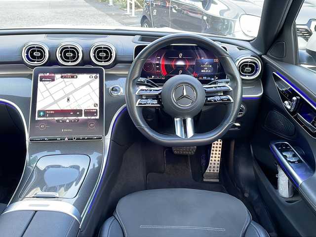 メルセデス・ベンツ Ｍ・ベンツ Ｃ２２０ｄ ステーションワゴン アバンギャルドAMGライン 東京都 2022(令4)年 3.1万km パール カラーコード：885[オパリスホイト】/ベーシックパッケージ/ヘッドアップディスプレイ/ARナビゲーション/パノラミックスライディングルーフ/新車時保証書　取扱説明書/アクティブブレーキアシスト/アクティブディスタンスアシストディストロニック/アクティブブラインドウスポット/アクティブレーンキーピングアシスト/アクティブパーキングアシスト/アイドリングストップ/純正ナビ/フルセグTV/BT/USB/AppleCarPlay/360度カメラ　ETC【2.0】/純正ドライブレコーダー【前後】/ハーフレザーシート/シートヒーター/フロントメモリー付パワーシート/スマートキー×2/LEDヘッドライト/オートライト/パドルシフト付皮巻きハンドル/純正18インチアルミ