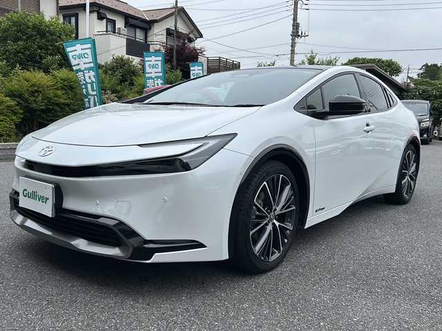 トヨタ プリウス Z 埼玉県 2023(令5)年 0.9万km プラチナホワイトパールマイカ ワンオーナー/ワンセグテレビ/バックカメラ/ETC/パノラミックビューモニタ/デジタルインナーミラー/ガラスルーフ