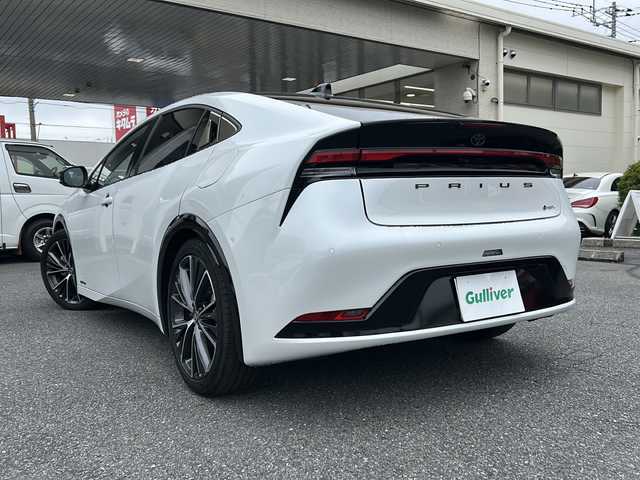 トヨタ プリウス Z 埼玉県 2023(令5)年 0.9万km プラチナホワイトパールマイカ ワンオーナー/ワンセグテレビ/バックカメラ/ETC/パノラミックビューモニタ/デジタルインナーミラー/ガラスルーフ