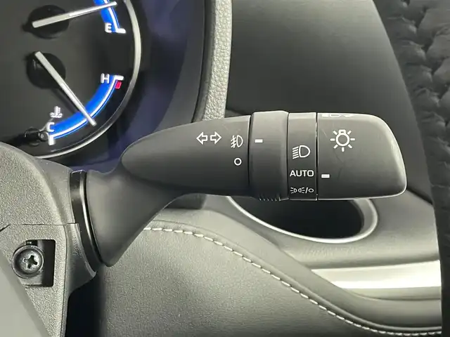 トヨタ ノア ハイブリッド S－Z 埼玉県 2025(令7)年 0.2万km ホワイトパールクリスタルシャイン 10.5インチディスプレイオーディオ　バックカメラ　DVDキット　三眼LEDヘッドライト　両側パワースライドドア　シートヒーター　ETC　セーフティセンス　純正アルミホイール　スマートキー