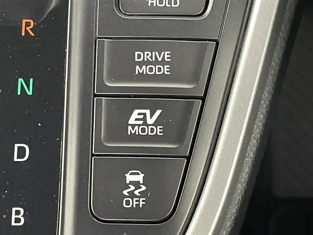 トヨタ ノア ハイブリッド S－Z 埼玉県 2025(令7)年 0.2万km ホワイトパールクリスタルシャイン 10.5インチディスプレイオーディオ　バックカメラ　DVDキット　三眼LEDヘッドライト　両側パワースライドドア　シートヒーター　ETC　セーフティセンス　純正アルミホイール　スマートキー
