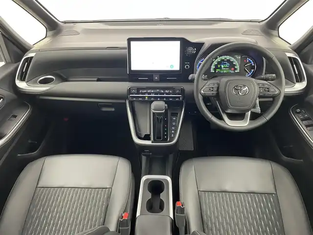 トヨタ ノア ハイブリッド S－Z 埼玉県 2025(令7)年 0.2万km ホワイトパールクリスタルシャイン 10.5インチディスプレイオーディオ　バックカメラ　DVDキット　三眼LEDヘッドライト　両側パワースライドドア　シートヒーター　ETC　セーフティセンス　純正アルミホイール　スマートキー