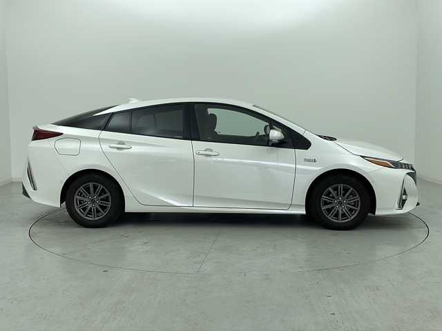 トヨタ プリウス ＰＨＶ S セーフティプラス 宮城県 2019(平31)年 5.7万km ホワイトパールクリスタルシャイン Toyota Safety Sense 	/・プリクラッシュセーフティ	/・レーンディパーチャーアラート	/・オートマチックハイビーム	/・レーダークルーズコントロール	/・クリアランスソナー/純正9型ナビ/・BT.CD.DVD.SD/フルセグTV/バックカメラ/パーキングアシスト/LEDヘッドライト/LEDフォグランプ/ビルトインETC2.0/社外ドライブレコーダー（F）/アイドリングストップ/横滑り防止装置/プッシュスタート/スマートキー/純正15inAW付（冬タイヤ積込）/社外15inAW/純正フロアマット