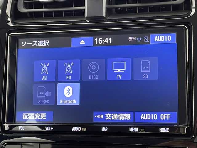 トヨタ プリウス ＰＨＶ S セーフティプラス 宮城県 2019(平31)年 5.7万km ホワイトパールクリスタルシャイン Toyota Safety Sense 	/・プリクラッシュセーフティ	/・レーンディパーチャーアラート	/・オートマチックハイビーム	/・レーダークルーズコントロール	/・クリアランスソナー/純正9型ナビ/・BT.CD.DVD.SD/フルセグTV/バックカメラ/パーキングアシスト/LEDヘッドライト/LEDフォグランプ/ビルトインETC2.0/社外ドライブレコーダー（F）/アイドリングストップ/横滑り防止装置/プッシュスタート/スマートキー/純正15inAW付（冬タイヤ積込）/社外15inAW/純正フロアマット