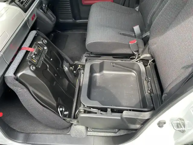 スズキ スペーシア HYBRID X 埼玉県 2018(平30)年 8.3万km ピュアホワイトパール/ブラック2トーン (株)IDOMが運営する【じしゃロン川越店】の自社ローン専用車両になります。/こちらは現金またはオートローンご利用時の価格です。/自社ローンご希望の方は別途その旨お申付け下さい/純正SＤナビ　/全方位カメラ　/フルセグＴＶ　/両側パワースライドドア　/ＥＴＣ　/オートライト　/ルーフレール　/ＬＥＤヘッドライト　/オートライト　/コーナーセンサー　/プッシュスタート　/スマートキー /シートヒーター