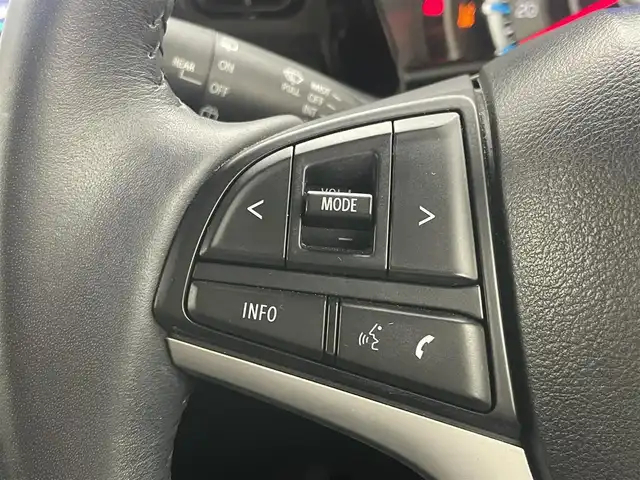 スズキ ハスラー HYBRID X 岡山県 2020(令2)年 6.3万km ピュアホワイトP ワンオーナー/純正9インチナビ/【Bluetooth/フルセグTV/USB/iPod】/TVキャンセラー/4WD/スズキセーフティーサポート/・デュアルセンサーブレーキサポート/・車線逸脱警報機能/・誤発進抑制機能/・ふらつき警報機能/・先行車発進お知らせ機能/・後退時ブレーキサポート/・後方誤発進抑制機能/全方位モニター/前席シートヒーター/社外ドライブレコーダー（後）/ビルトインＥＴＣ/ＬＥＤヘッドライト＆LEDフォグランプ/ISOFIX/ステアリングスイッチ/チルトステアリング/シートリフター/シートバックテーブル/プッシュスタート/スマートキー×2/保証書/取扱説明書
