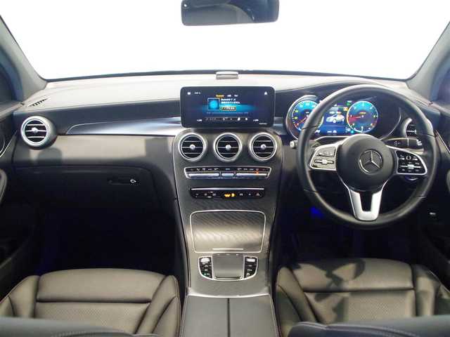 メルセデス・ベンツ ＧＬＣ２２０ d 4マチック クーペ スポーツラインED 岐阜県 2021(令3)年 3.4万km オブシディアンブラック レーダーセーフティーパッケージ/アクティブディスタンスアシストディストロニック/アクティブブレーキアシスト（歩行者）/緊急回避補助システム/渋滞時緊急ブレーキ/アクティブブラインドスポットアシスト/アクティブレーンキーピングアシスト/アクティブステアリングアシスト/アクティブレーンチェンジアシスト/アクティブステアリングアシスト　/サンルーフ　/ＡＭＧスタイリングパッケージ（フロント、リア）/１９インチＡＭＧ５ツインスポークアルミホイール　/Ｍｅｒｃｅｄｅｓ　Ｒｅｎｚロゴ付ブレーキキャリパー　ドリルドベンチレーテッドディスク［フロント］/12.3インチコックピットディスプレイ/エアバランスパッケージ /フルセグTV