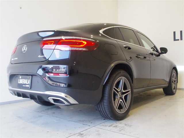 メルセデス・ベンツ ＧＬＣ２２０ d 4マチック クーペ スポーツラインED 岐阜県 2021(令3)年 3.4万km オブシディアンブラック レーダーセーフティーパッケージ/アクティブディスタンスアシストディストロニック/アクティブブレーキアシスト（歩行者）/緊急回避補助システム/渋滞時緊急ブレーキ/アクティブブラインドスポットアシスト/アクティブレーンキーピングアシスト/アクティブステアリングアシスト/アクティブレーンチェンジアシスト/アクティブステアリングアシスト　/サンルーフ　/ＡＭＧスタイリングパッケージ（フロント、リア）/１９インチＡＭＧ５ツインスポークアルミホイール　/Ｍｅｒｃｅｄｅｓ　Ｒｅｎｚロゴ付ブレーキキャリパー　ドリルドベンチレーテッドディスク［フロント］/12.3インチコックピットディスプレイ/エアバランスパッケージ /フルセグTV