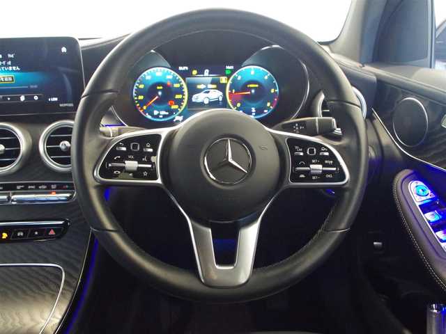 メルセデス・ベンツ ＧＬＣ２２０ d 4マチック クーペ スポーツラインED 岐阜県 2021(令3)年 3.4万km オブシディアンブラック レーダーセーフティーパッケージ/アクティブディスタンスアシストディストロニック/アクティブブレーキアシスト（歩行者）/緊急回避補助システム/渋滞時緊急ブレーキ/アクティブブラインドスポットアシスト/アクティブレーンキーピングアシスト/アクティブステアリングアシスト/アクティブレーンチェンジアシスト/アクティブステアリングアシスト　/サンルーフ　/ＡＭＧスタイリングパッケージ（フロント、リア）/１９インチＡＭＧ５ツインスポークアルミホイール　/Ｍｅｒｃｅｄｅｓ　Ｒｅｎｚロゴ付ブレーキキャリパー　ドリルドベンチレーテッドディスク［フロント］/12.3インチコックピットディスプレイ/エアバランスパッケージ /フルセグTV