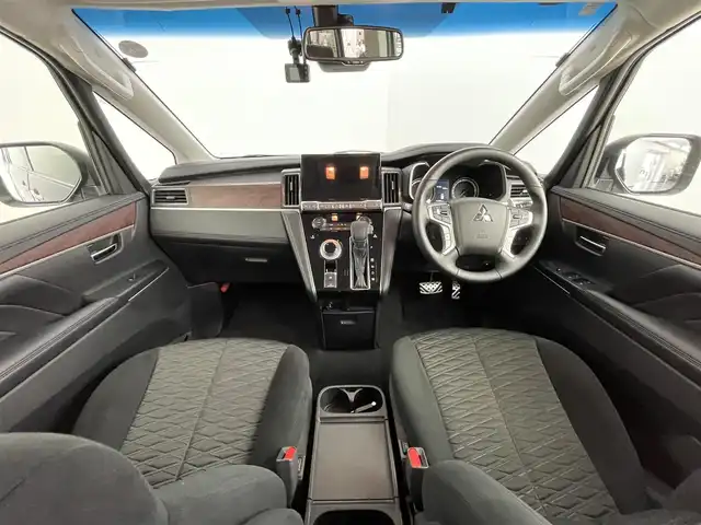 三菱 デリカＤ：５ P 道央・札幌 2024(令6)年 2.3万km グラファイトグレーメタリック/ブラックマイカ ・４WD/・ALPINE11インチナビ/　CD/DVD/SD/BT/フルセグ/・アラウンドビューモニター/・ETC/・前後ドライブレコーダー/・衝突軽減ブレーキ/・レーンアシスト/・レーダークルーズコントロール/・オートハイビーム/・クリアランスソナー/・両側パワースライドドア/・パワーバックドア/・D席パワーシート/・前席シートヒーター/・純正マッドフラップ/・フロアマット