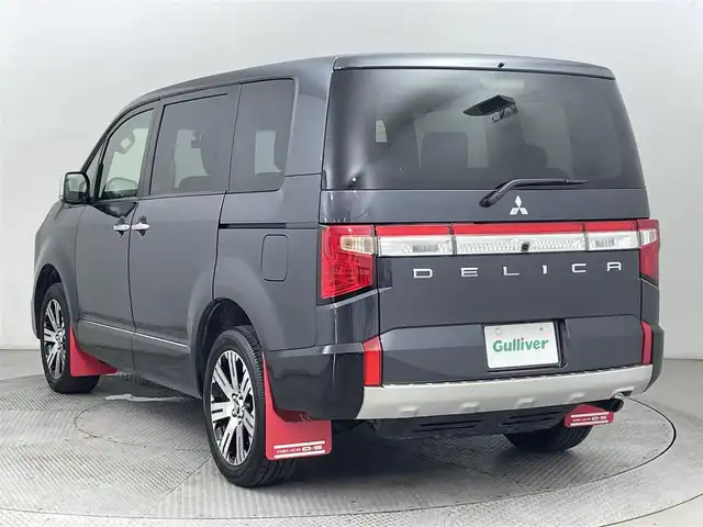三菱 デリカＤ：５ P 道央・札幌 2024(令6)年 2.3万km グラファイトグレーメタリック/ブラックマイカ ・４WD/・ALPINE11インチナビ/　CD/DVD/SD/BT/フルセグ/・アラウンドビューモニター/・ETC/・前後ドライブレコーダー/・衝突軽減ブレーキ/・レーンアシスト/・レーダークルーズコントロール/・オートハイビーム/・クリアランスソナー/・両側パワースライドドア/・パワーバックドア/・D席パワーシート/・前席シートヒーター/・純正マッドフラップ/・フロアマット
