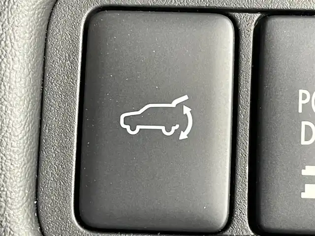 三菱 デリカＤ：５ P 道央・札幌 2024(令6)年 2.3万km グラファイトグレーメタリック/ブラックマイカ ・４WD/・ALPINE11インチナビ/　CD/DVD/SD/BT/フルセグ/・アラウンドビューモニター/・ETC/・前後ドライブレコーダー/・衝突軽減ブレーキ/・レーンアシスト/・レーダークルーズコントロール/・オートハイビーム/・クリアランスソナー/・両側パワースライドドア/・パワーバックドア/・D席パワーシート/・前席シートヒーター/・純正マッドフラップ/・フロアマット