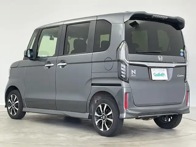 ホンダ Ｎ ＢＯＸ カスタム G L ホンダセンシング 道央・札幌 2018(平30)年 7.2万km シャイニンググレーM /4WD//純正メモリナビ：VXM-184VFi/（フルセグTV/Bluetooth/CD/DVD/USB）//レーダークルーズコントロール//衝突被害軽減ブレーキ//レーンキープアシスト//後方コーナーセンサー//前後ドライブレコーダー/片側パワースライドドア//前席シートヒーター//バックモニター//ビルトインETC//LEDヘッドライト//アイドリングストップ//横滑り防止装置//オートライト//ステアリングスイッチ