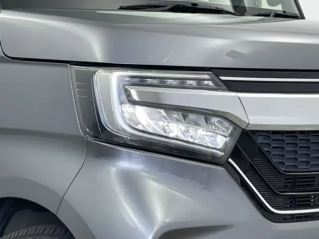 ホンダ Ｎ ＢＯＸ カスタム G L ホンダセンシング 道央・札幌 2018(平30)年 7.2万km シャイニンググレーM /4WD//純正メモリナビ：VXM-184VFi/（フルセグTV/Bluetooth/CD/DVD/USB）//レーダークルーズコントロール//衝突被害軽減ブレーキ//レーンキープアシスト//後方コーナーセンサー//前後ドライブレコーダー/片側パワースライドドア//前席シートヒーター//バックモニター//ビルトインETC//LEDヘッドライト//アイドリングストップ//横滑り防止装置//オートライト//ステアリングスイッチ