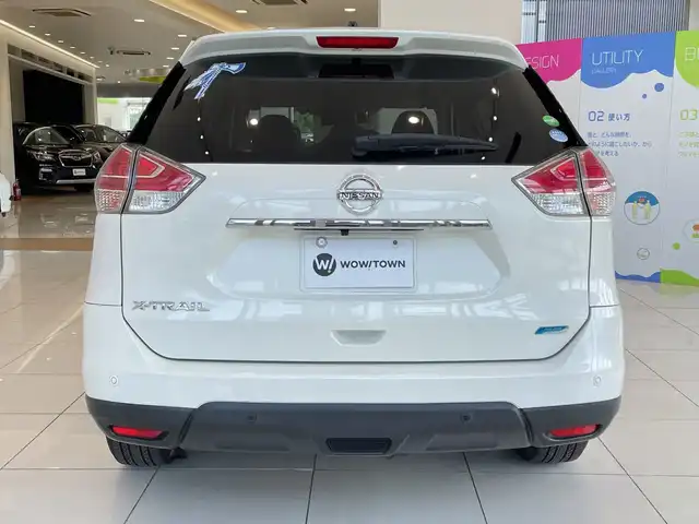 日産 エクストレイル 20X エマージェンシーブレーキ 埼玉県 2015(平27)年 7.5万km ブリリアントホワイトパール エマージェンシーブレーキ/純正ナビ/　　CD/DVD/BT/フルセグTV/バックカメラ/LEDオートライト/カプロンシート/シートヒーター/純正17インチAW/クリアランスソナー/アイドリングストップ/プッシュスタート/ETC/禁煙車
