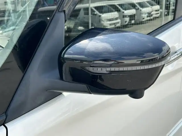 日産 セレナ e－パワー ハイウェイスター G 福岡県 2020(令2)年 4.8万km ブリリアントホワイトパール 2トーン 純正9型SDナビ(フルセグTV/CD/DVD/BT)アラウンドビューモニタープロパイロットエマージェンシーブレーキコーナーセンサーBSM両側パワスラドラレコETCデジタルインナーミラーUSBポート純正LEDヘッドライト純正フロアマットスマートキープッシュスタート
