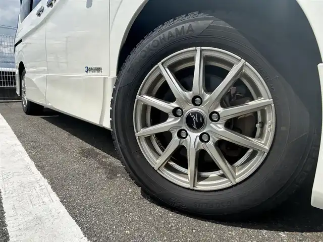 日産 セレナ e－パワー ハイウェイスター G 福岡県 2020(令2)年 4.8万km ブリリアントホワイトパール 2トーン 純正9型SDナビ(フルセグTV/CD/DVD/BT)アラウンドビューモニタープロパイロットエマージェンシーブレーキコーナーセンサーBSM両側パワスラドラレコETCデジタルインナーミラーUSBポート純正LEDヘッドライト純正フロアマットスマートキープッシュスタート