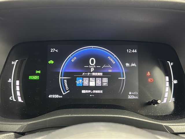 トヨタ シエンタ ハイブリッド Z 大阪府 2023(令5)年 4.2万km ホワイトパールクリスタルシャイン 純正9インチディスプレイオーディオ(ナビ有)/(フルセグTV/Bluetooth/AppleCarPlay/USB)/全方位カメラ/ブラインドスポットモニター/トヨタセーフティセンス/・プリクラッシュセーフティー/・レーンディパーチャーアラート/・レーダークルーズコントロール/・パーキングブレーキサポート/・オートマチックハイビーム/前後コーナーセンサー/両側パワースライドドア/3列シート/100V充電/ステアリングヒーター/前席シートヒーター/保証書/取扱説明書/点検記録簿