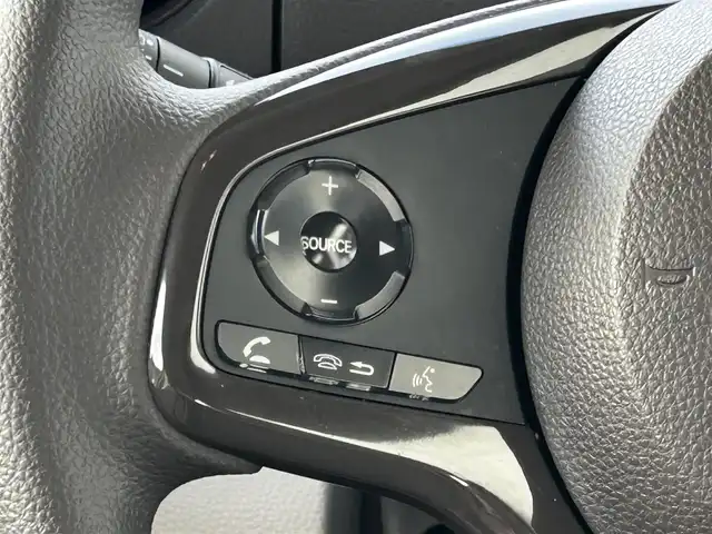 ホンダ Ｎ ＢＯＸ G L ホンダセンシング 岩手県 2020(令2)年 4万km プレミアムアイボリーパールⅡ ４WD/純正ナビ/FM/AM/フルセグ/DVD/CD/Bluetooth/クルーズコントロール/両側パワースライドア/横滑り防止装置/衝突軽減ブレーキ/逸脱防止装置/バックカメラ/プッシュスタート/シートヒーター/LEDライト/AUTOライト/スマートキー/スペアキー/USB端子/ETC/冬タイヤ積載/取扱説明書/保証書